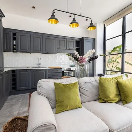 Botanic Boutique * Gharghur